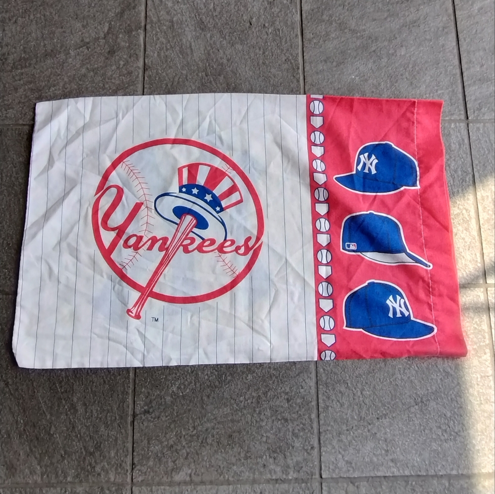 New York Yankees  baseball pillow case Vintage MLB 1996